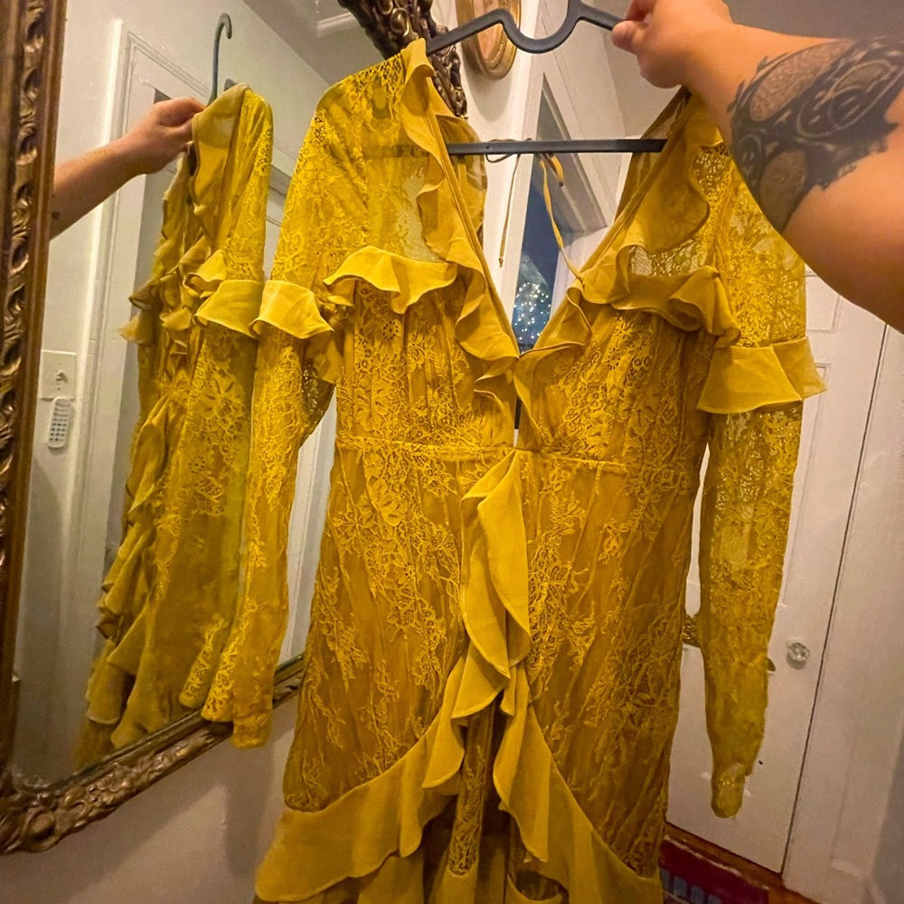 For Love & Lemons Daphne Lace Yellow Olive
Mini Dress Size XS NEW